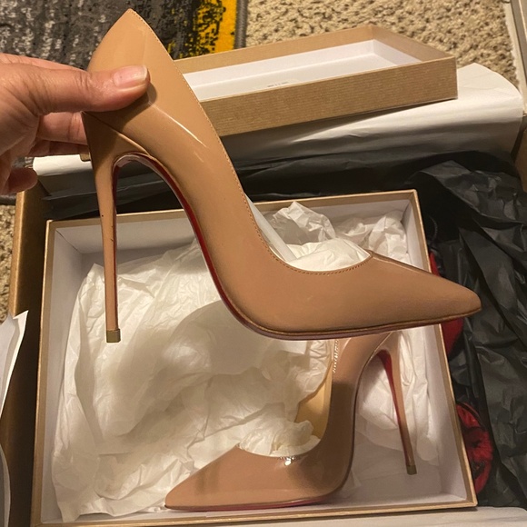 Louis Vuitton Heels - Picture 7 of 7